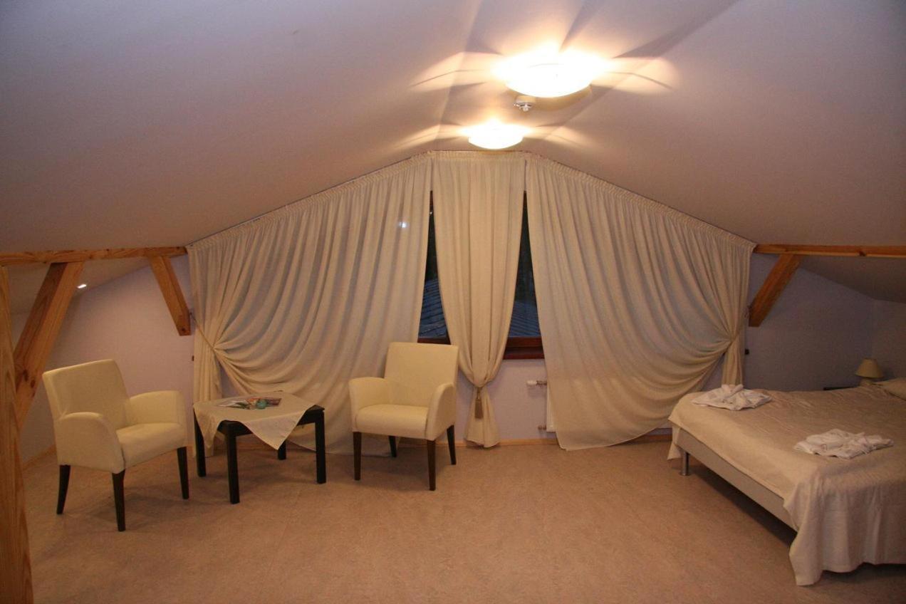 Jūrkalne Room In Bb - Valensija - Suite For Two In Nice Hotel מראה חיצוני תמונה