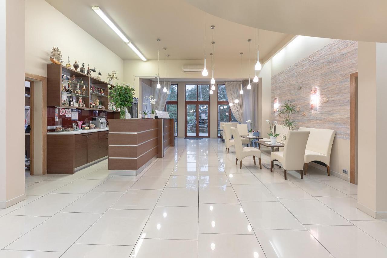 Jūrkalne Room In Bb - Valensija - Suite For Two In Nice Hotel מראה חיצוני תמונה