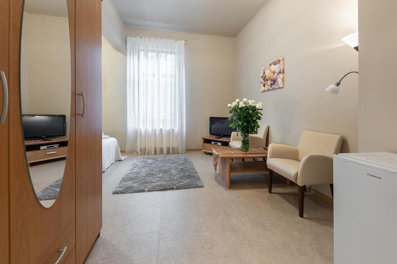 Jūrkalne Room In Bb - Valensija - Suite For Two In Nice Hotel מראה חיצוני תמונה