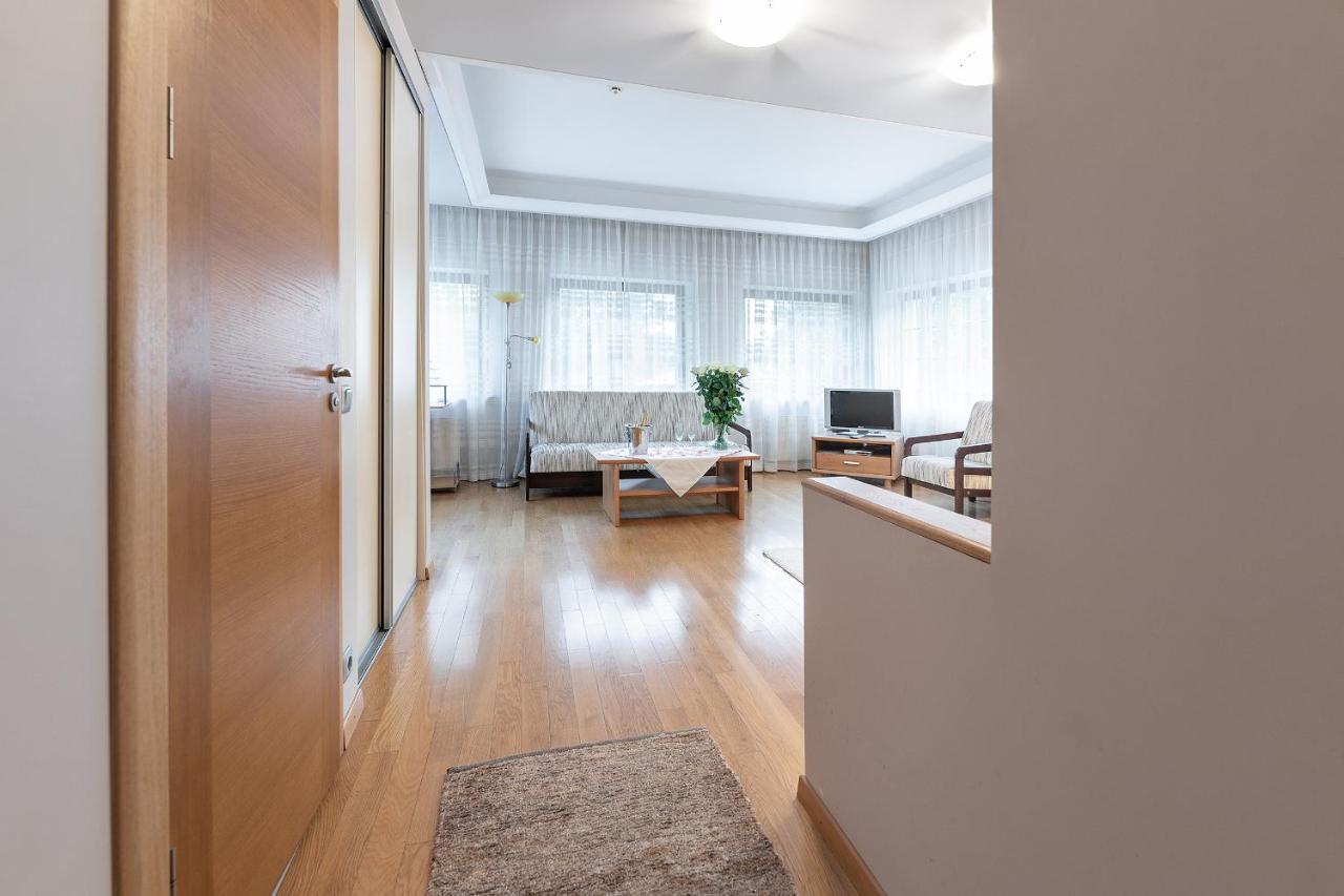 Jūrkalne Room In Bb - Valensija - Suite For Two In Nice Hotel מראה חיצוני תמונה