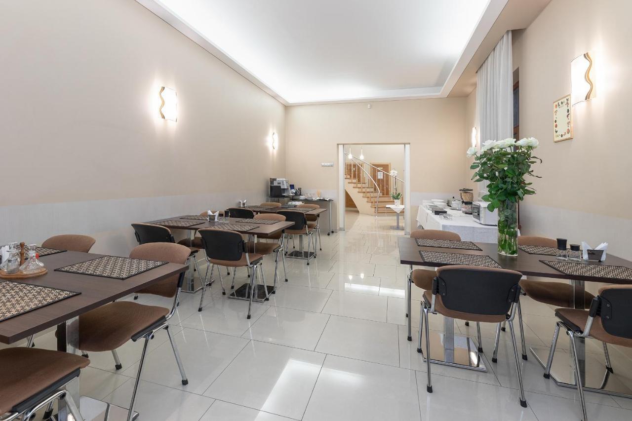 Jūrkalne Room In Bb - Valensija - Suite For Two In Nice Hotel מראה חיצוני תמונה