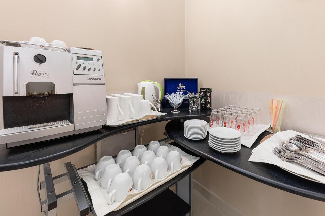 Jūrkalne Room In Bb - Valensija - Suite For Two In Nice Hotel מראה חיצוני תמונה